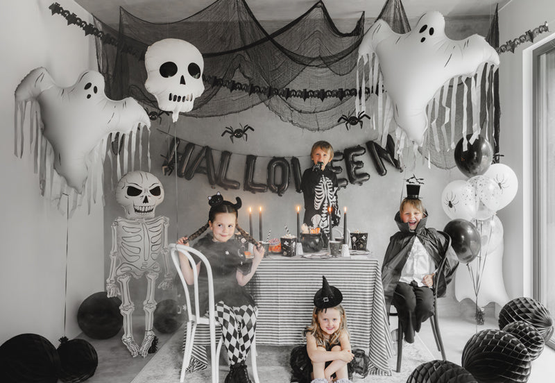Foil Balloon Ghost with Tassels