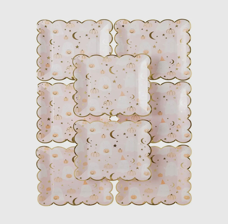 A Little Ghoul Scattered Paper Plates