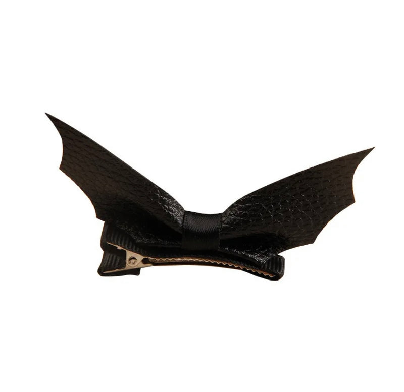 Bow Bat Clip