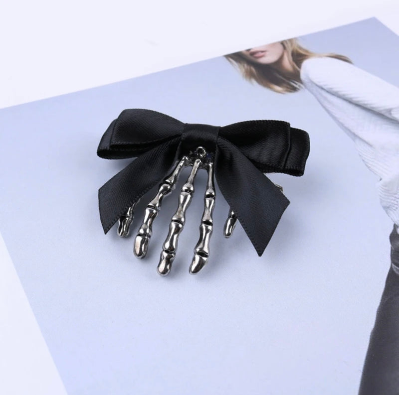 Bowknot Ribbon Skull Hand Hair Clip