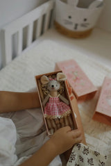 LEVLOVS Mouse Lulu in A Box with the Bedding