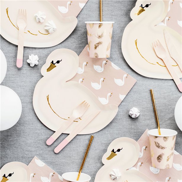 Lovely Swan Shaped Party Plates