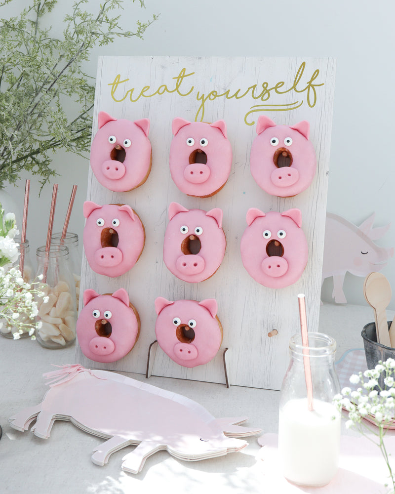On the Farm Pig Plates